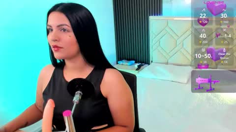 Snapshot of daniwhatson chatting on September 16, 11:55 am Dani whatson online show from September 16, 11:55 am