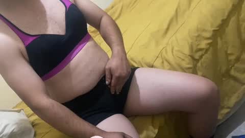 Snapshot of dankshepp chatting on February 26, 9:32 am dandeb online show from February 26, 9:32 am