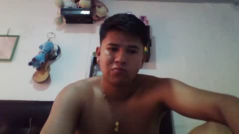 Snapshot of dann_latin chatting on June 12, 6:40 pm Dan online show from June 12, 6:40 pm