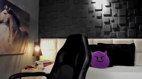 Dann saenz online show from February 2, 11:42 pm