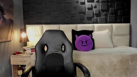 Dann saenz online show from February 7, 11:45 am