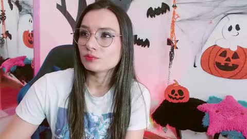danna 888 online show from October 24, 6:37 pm