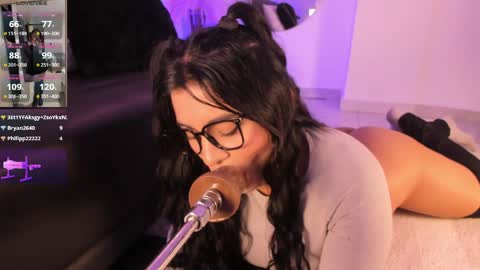 danna_adams1 online show from June 3, 7:41 pm