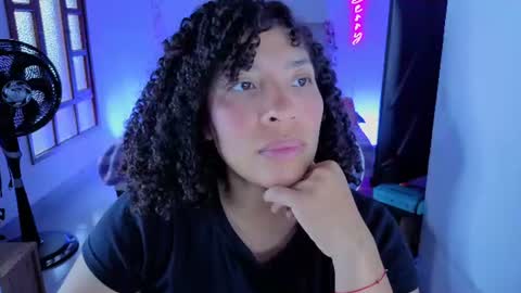 Snapshot of danna_berry chatting on July 20, 6:32 pm DannaBerry online show from July 20, 6:32 pm