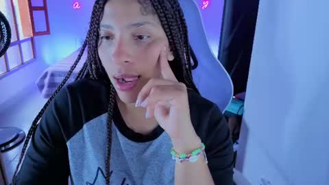 Snapshot of danna_berry chatting on July 27, 6:48 pm DannaBerry online show from July 27, 6:48 pm