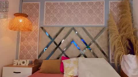 danna_peters online show from March 7, 8:17 pm