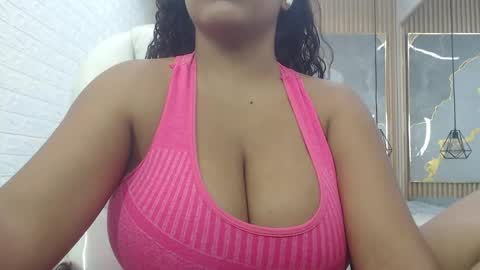 danna online show from September 11, 8:09 pm