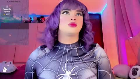 dannadolls online show from March 1, 5:15 pm