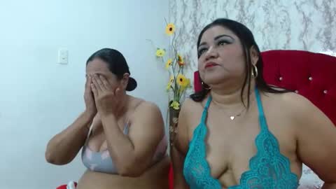 Snapshot of dannalanegra2 chatting on October 6, 5:54 pm dannalanegra2 online show from October 6, 5:54 pm