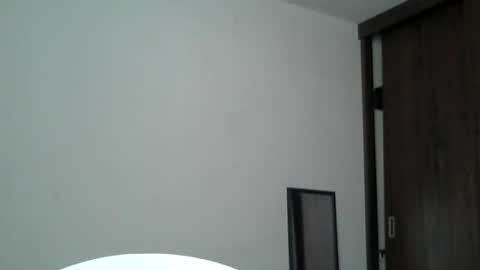 Snapshot of dannali22 chatting on July 27, 6:37 pm Dannali22 online show from July 27, 6:37 pm