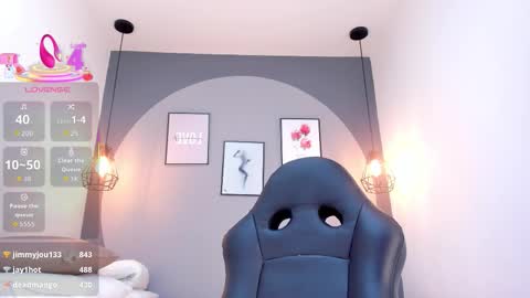 Danna online show from November 30, 1:20 am