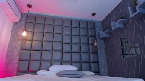 Danna online show from January 8, 12:40 pm