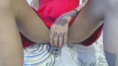 Snapshot of danni_smith_ chatting on February 27, 9:36 pm DANIELA online show from February 27, 9:36 pm