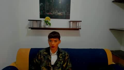 Snapshot of danniels_sweet chatting on January 22, 12:49 pm danniels_sweet online show from January 22, 12:49 pm