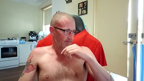 dannozdirekt online show from November 28, 8:55 pm