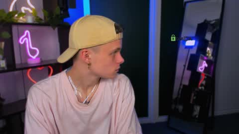 danny_dark1 online show from March 28, 7:57 pm