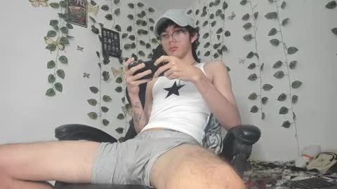 Snapshot of danny_phantom_09 chatting on January 26, 2:03 am danny_phantom_09 online show from January 26, 2:03 am