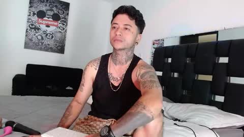 Snapshot of danny_stark chatting on January 23, 5:31 pm Danny  online show from January 23, 5:31 pm