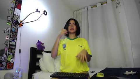 Danny online show from December 4, 7:28 am