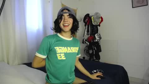 Danny online show from December 12, 7:59 pm