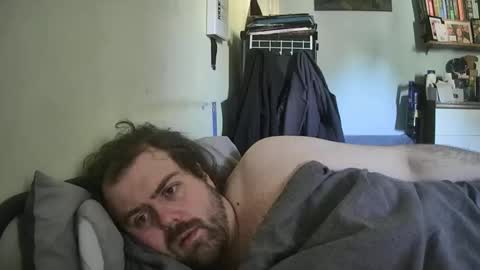 Snapshot of dannyb0y95 chatting on February 14, 9:28 am Danny online show from February 14, 9:28 am