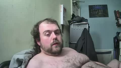 Snapshot of dannyb0y95 chatting on February 18, 9:55 pm Danny online show from February 18, 9:55 pm