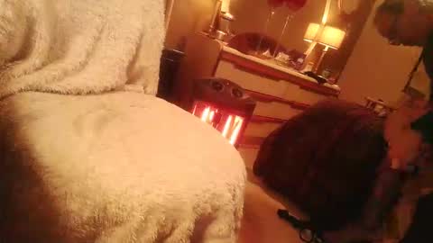 Danielle online show from March 4, 11:55 pm