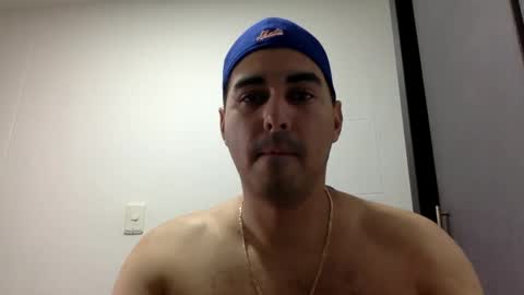 Dannyhot9 online show from January 4, 2:56 pm
