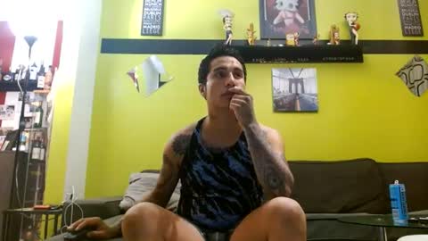 Snapshot of dannyking1299 chatting on July 2, 11:00 pm dannyking1299 online show from July 2, 11:00 pm