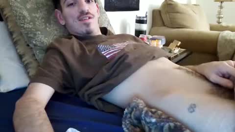 Snapshot of dannynoww chatting on January 17, 12:10 am danny online show from January 17, 12:10 am