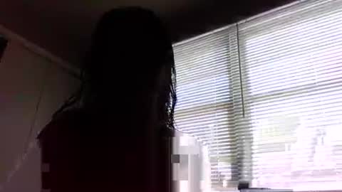 Snapshot of dannywoq1 chatting on February 2, 4:38 pm Kinky couple online show from February 2, 4:38 pm