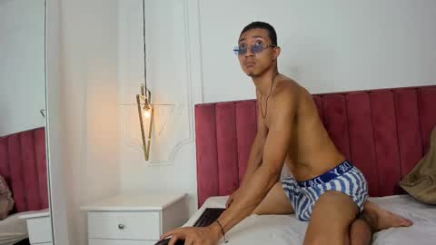 dante_1714 online show from March 7, 5:15 am