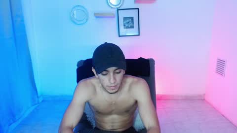 Snapshot of dante_18cm chatting on May 19, 2:18 am Dante online show from May 19, 2:18 am