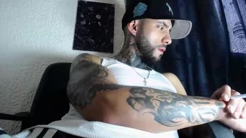 dante_d_angelo_ online show from October 6, 4:37 pm
