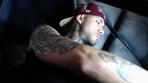 dante_d_angelo_ online show from March 16, 11:31 pm