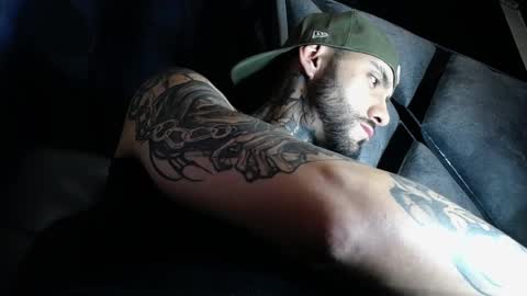 dante_d_angelo_ online show from April 13, 6:41 am