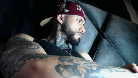 Snapshot of dante_d_angelo_ chatting on June 8, 10:15 am dante_d_angelo_ online show from June 8, 10:15 am