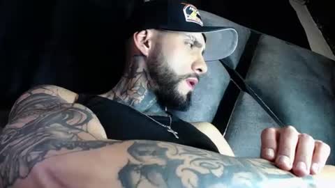 Snapshot of dante_d_angelo_ chatting on June 12, 7:40 am dante_d_angelo_ online show from June 12, 7:40 am