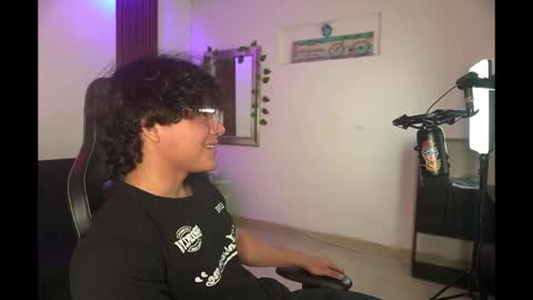 Dante online show from April 13, 5:40 pm