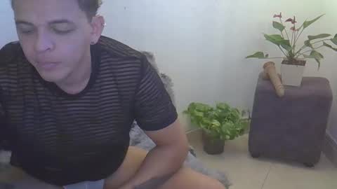 dantebig_22 online show from February 10, 4:05 am