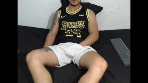 dantebrown1 online show from February 7, 3:12 am