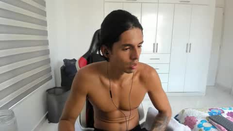 X Dante7373574 online show from December 15, 7:18 pm