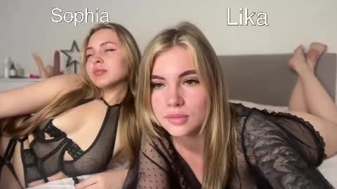 DanteetBeatrix online show from March 25, 10:21 am