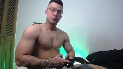 danteread online show from February 13, 11:04 pm