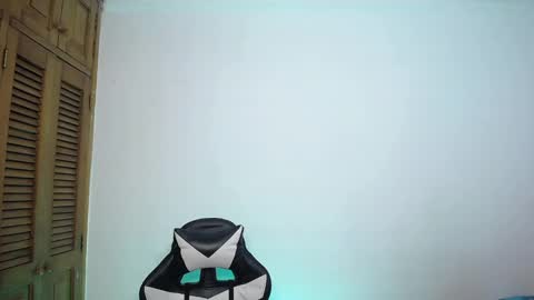 danteread online show from March 7, 6:35 am