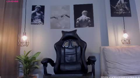 danteread online show from June 18, 9:19 pm