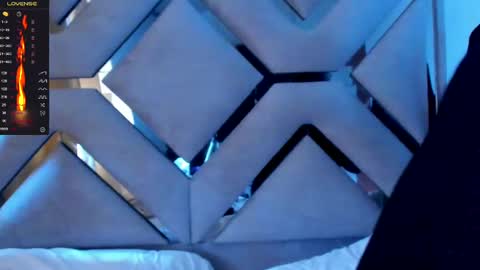 Dante online show from February 15, 9:59 pm