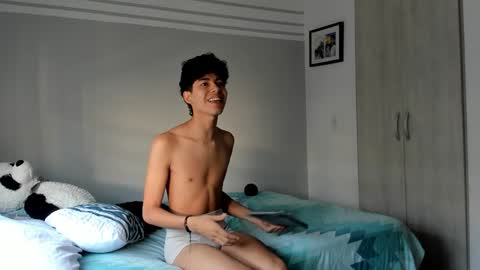 Snapshot of dany_everglott chatting on January 12, 1:16 pm Dany everglot online show from January 12, 1:16 pm