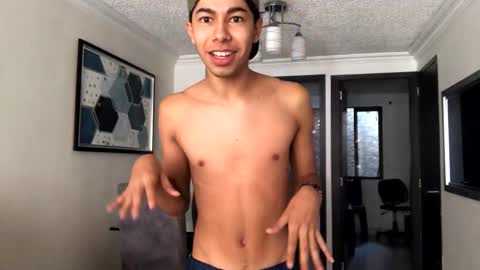 Snapshot of dany_everglott chatting on January 16, 1:04 pm Dany everglot online show from January 16, 1:04 pm