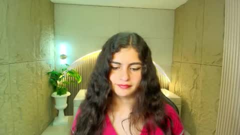 Snapshot of dany_r_ chatting on February 4, 1:06 pm Dany online show from February 4, 1:06 pm